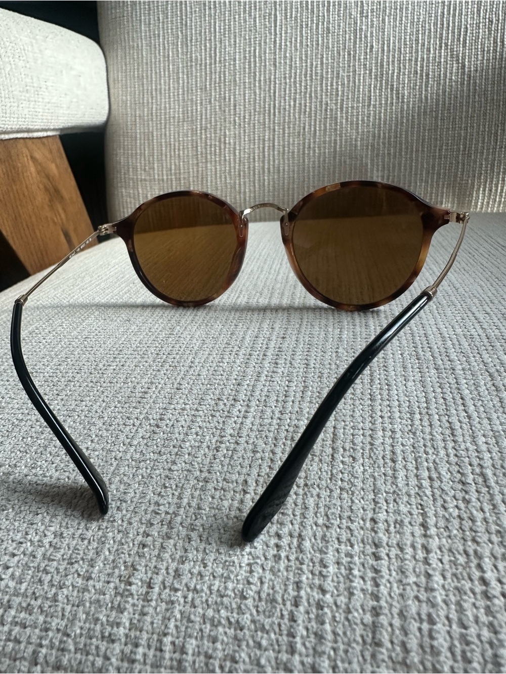 RayBan Sunglasses Tortoise - Picture 3 of 4
